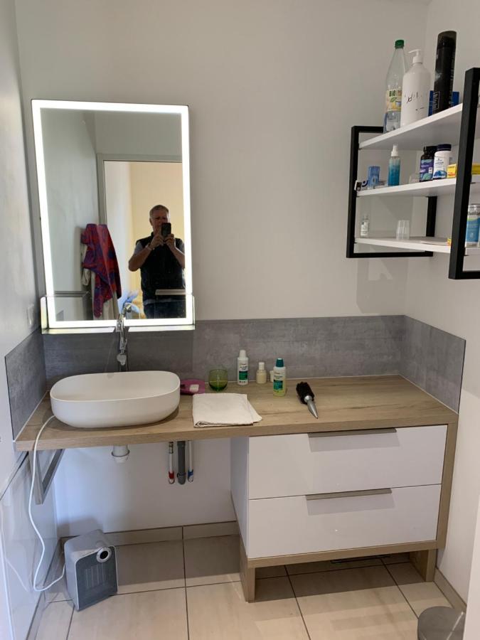 Busset Liages Situe Dans Le Bourbonnais 1 Chambres Lit Double Et Un Clic Clac ภายนอก รูปภาพ
